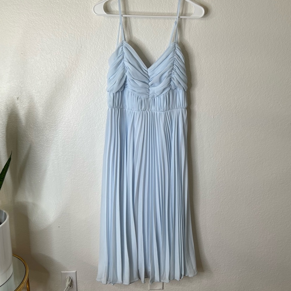 Lulus Blue pleated MIDI Dress